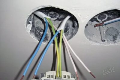 Как подключить провода в розетку