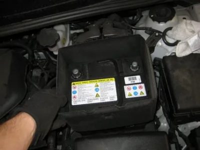 Какой аккумулятор стоит на Hyundai Solaris